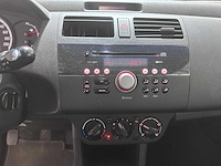 Suzuki - swift - 1.5 exclusive - 16-rs-rf- 2005 - afbeelding 4 van  15