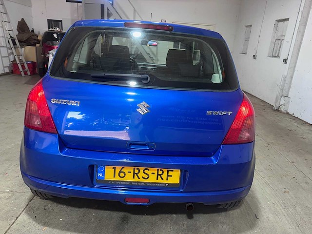 Suzuki - swift - 1.5 exclusive - 16-rs-rf- 2005 - afbeelding 10 van  15