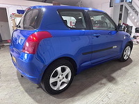 Suzuki - swift - 1.5 exclusive - 16-rs-rf- 2005 - afbeelding 11 van  15