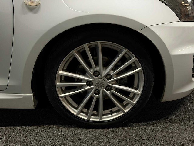 Suzuki - swift - 1.6 sport - car - 2013|48-zng-2|iaw - afbeelding 9 van  15