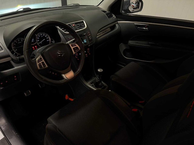Suzuki - swift - 1.6 sport - car - 2013|48-zng-2|iaw - afbeelding 12 van  15