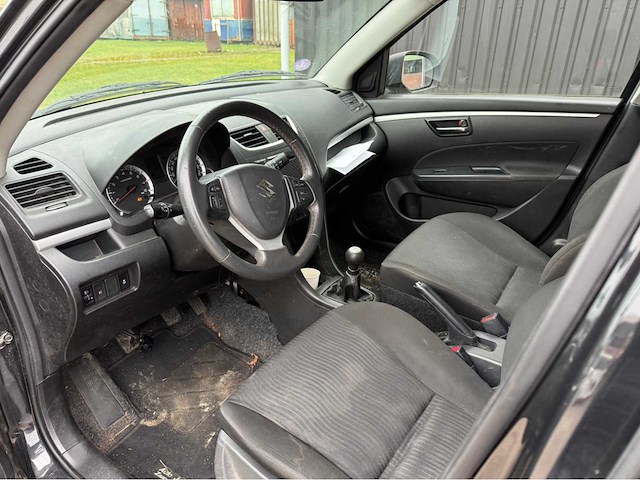 Suzuki - swift - personenauto - 2016 - afbeelding 3 van  20