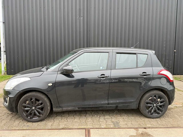 Suzuki - swift - personenauto - 2016 - afbeelding 15 van  20