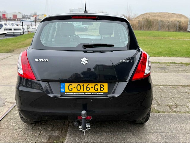 Suzuki - swift - personenauto - 2016 - afbeelding 17 van  20