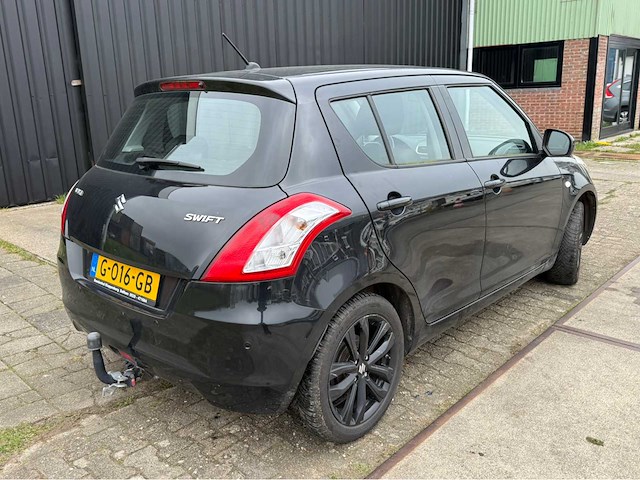 Suzuki - swift - personenauto - 2016 - afbeelding 9 van  20