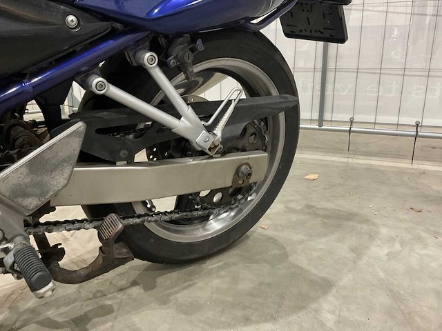 Suzuki - tour - gsf 600 s bandit - motorfiets - afbeelding 2 van  18