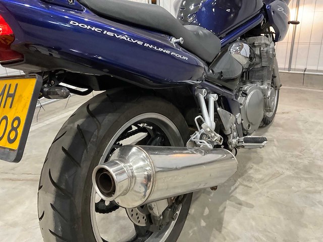 Suzuki - tour - gsf 600 s bandit - motorfiets - afbeelding 4 van  18