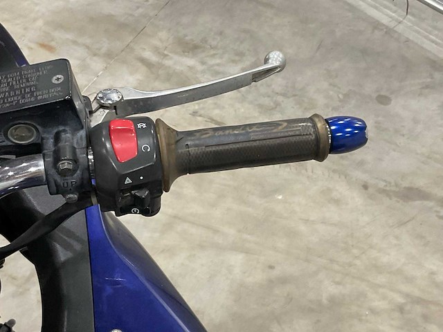 Suzuki - tour - gsf 600 s bandit - motorfiets - afbeelding 7 van  18