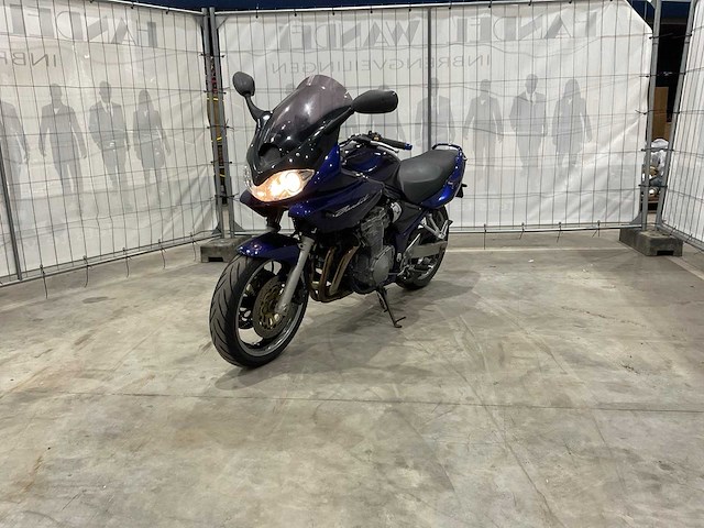 Suzuki - tour - gsf 600 s bandit - motorfiets - afbeelding 1 van  18