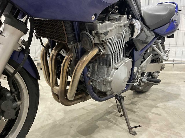 Suzuki - tour - gsf 600 s bandit - motorfiets - afbeelding 17 van  18