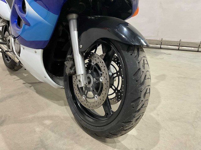 Suzuki - tour - gsx600f - motorfiets - afbeelding 14 van  17