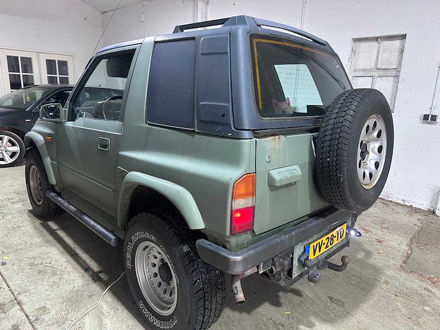 Suzuki - vitara - 1.6 comm. 4x4 jlx - vv-28-yd- 1993 - afbeelding 8 van  11