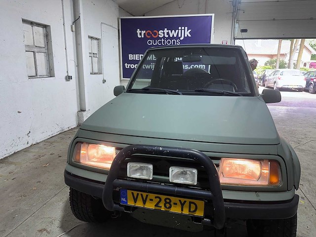Suzuki - vitara - 1.6 comm. 4x4 jlx - vv-28-yd- 1993 - afbeelding 10 van  11