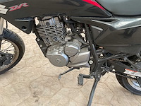 Suzuki 125 sm motorfiets - afbeelding 10 van  12