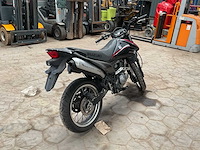 Suzuki 125 sm motorfiets - afbeelding 9 van  13