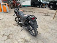 Suzuki 125 sm motorfiets - afbeelding 11 van  13