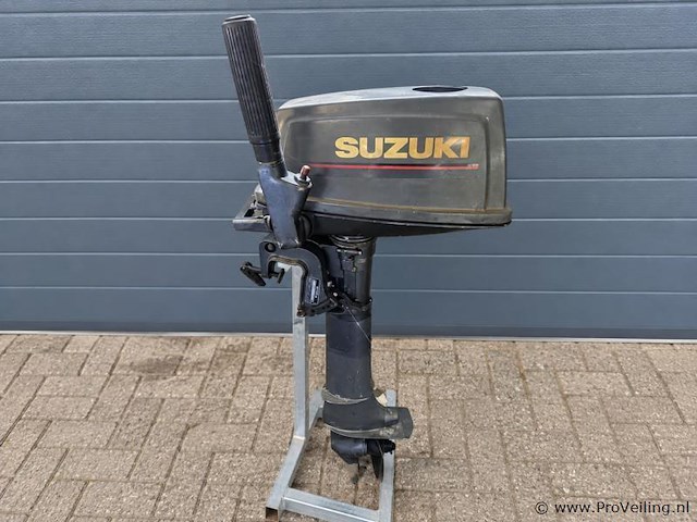 Suzuki 4 pk buitenboordmotor - afbeelding 1 van  3