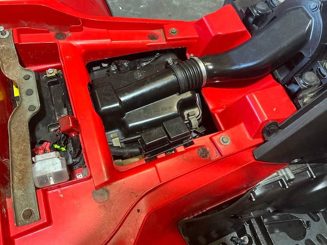 Suzuki 400 4 wd quad - afbeelding 11 van  20
