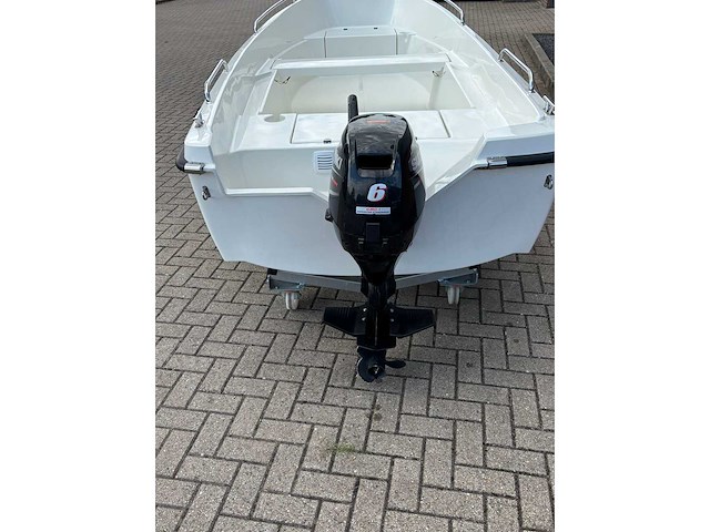 Suzuki 8pk buitenboordmotor - afbeelding 4 van  5