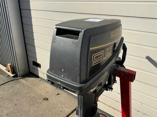Suzuki 9.9pk buitenboordmotor kortstaart - afbeelding 3 van  4
