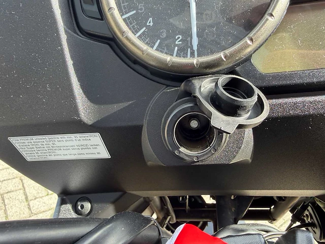 Suzuki all-road dl 1000 v-strom abs motorfiets - afbeelding 39 van  57
