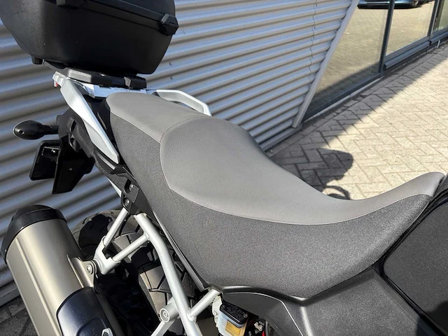 Suzuki all-road dl 1000 v-strom abs motorfiets - afbeelding 27 van  57