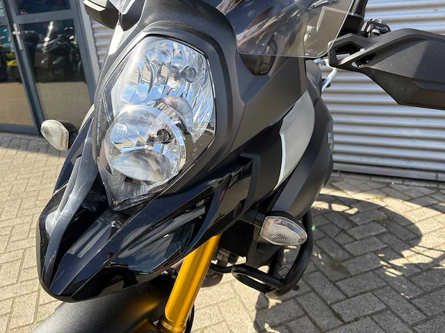 Suzuki all-road dl 1000 v-strom abs motorfiets - afbeelding 24 van  57