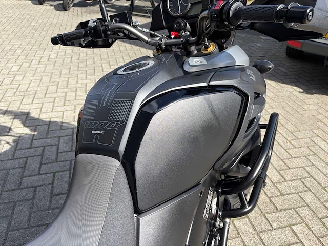 Suzuki all-road dl 1000 v-strom abs motorfiets - afbeelding 30 van  57