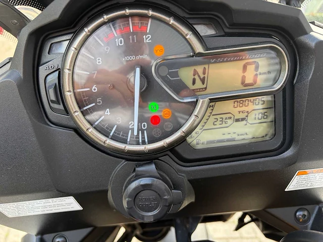 Suzuki all-road dl 1000 v-strom abs motorfiets - afbeelding 53 van  57