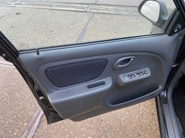 Suzuki alto 1.1 glx 52-rb-fh - afbeelding 11 van  12