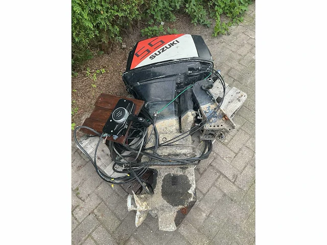 Suzuki buitenboordmotor | 55pk - afbeelding 5 van  10