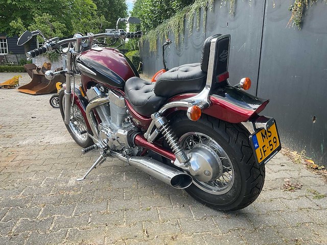 Suzuki chopper vs 1400 intruder motorfiets - afbeelding 16 van  22