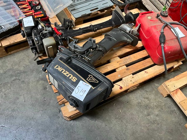 Suzuki dt4 buitenboordmotor - afbeelding 1 van  5