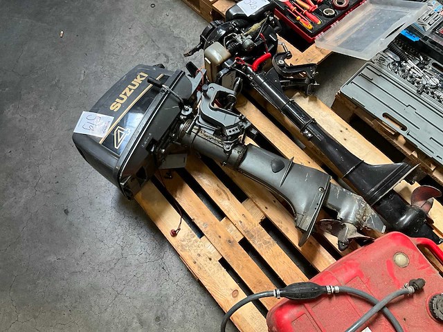 Suzuki dt4 buitenboordmotor - afbeelding 2 van  5