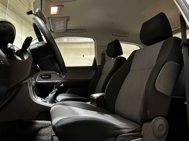 Suzuki grand vitara 1.6-16v exclusive 4x4 106pk 2006 (origineel-nl), 64-sk-hd - afbeelding 25 van  53