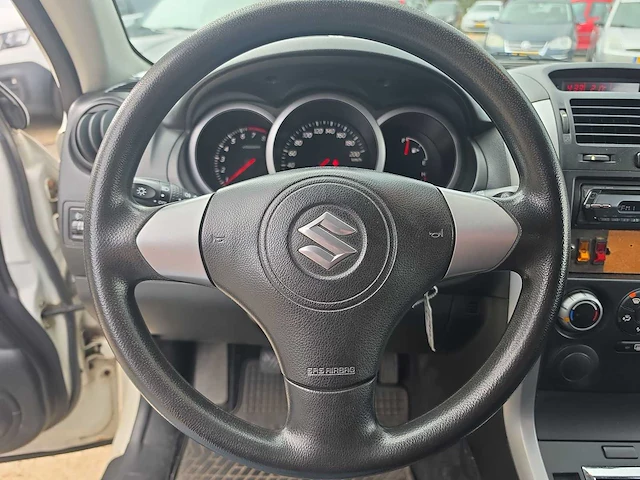 Suzuki grand vitara 1.6-16v jx 4x4 | 27-rv-kt - afbeelding 3 van  25