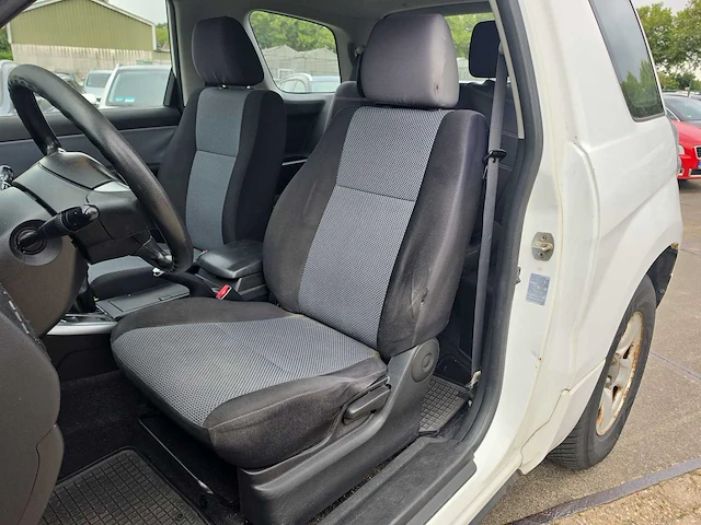 Suzuki grand vitara 1.6-16v jx 4x4 | 27-rv-kt - afbeelding 20 van  25