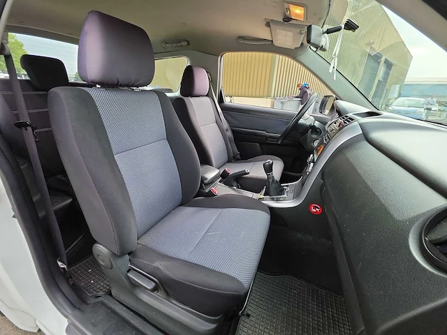 Suzuki grand vitara 1.6-16v jx 4x4 | 27-rv-kt - afbeelding 24 van  25