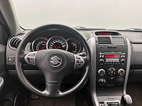 Suzuki grand vitara 2.0-16v exclusive 2006 | 67-tf-pt - afbeelding 37 van  49