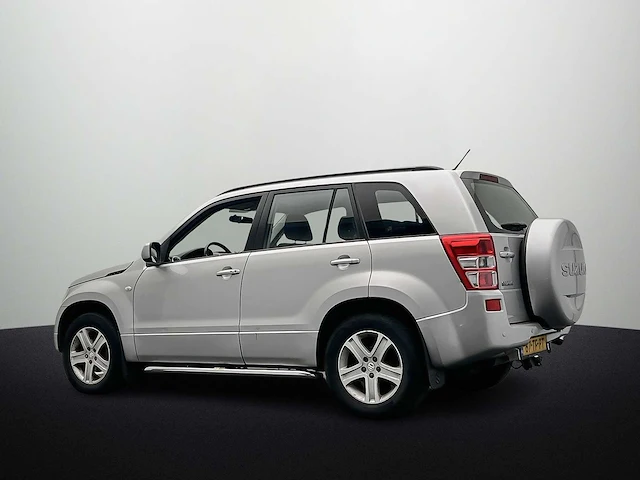 Suzuki grand vitara 2.0-16v exclusive 2006 | 67-tf-pt - afbeelding 44 van  49