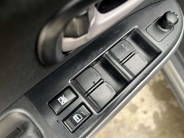 Suzuki grand vitara 2.0-16v exclusive 2007 | 73-xk-bb - afbeelding 3 van  24