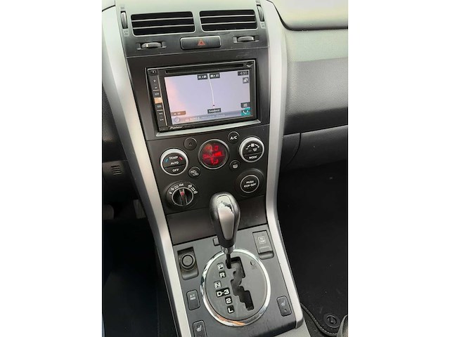 Suzuki grand vitara 2.4 exclusive | 65-hfh-4 i - afbeelding 2 van  16