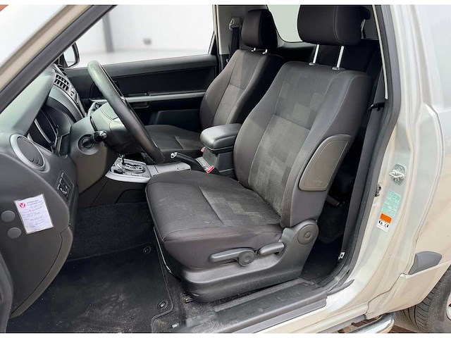 Suzuki grand vitara 2.4 exclusive | 65-hfh-4 i - afbeelding 11 van  16