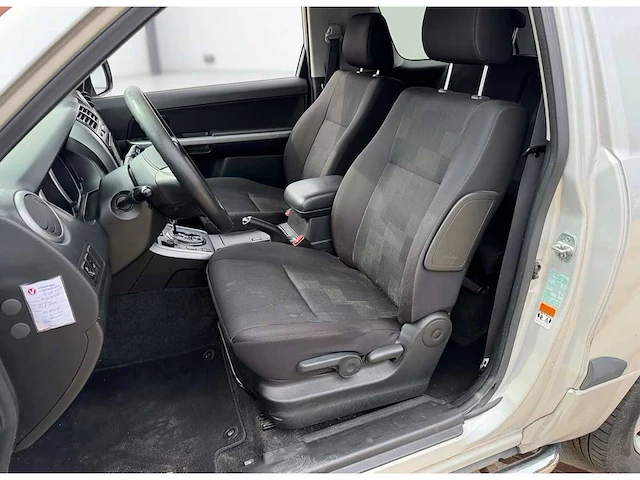 Suzuki grand vitara 2.4 exclusive | 65-hfh-4 i - afbeelding 11 van  16