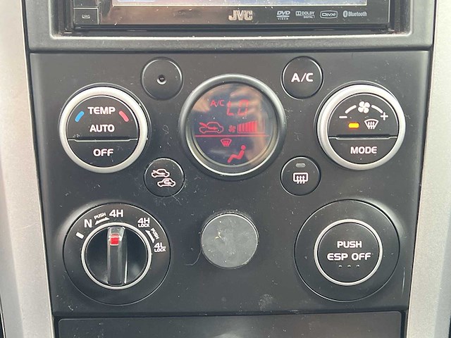 Suzuki grand vitara 2.4 exclusive | 93-knf-3 - afbeelding 8 van  23