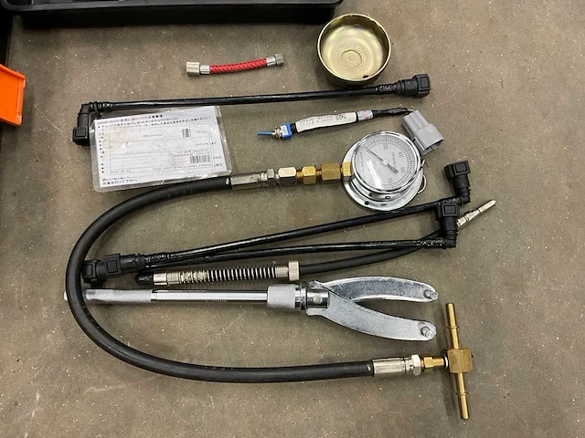 Suzuki gu 4x4 gereedschapsuitrusting voor quad - afbeelding 2 van  6