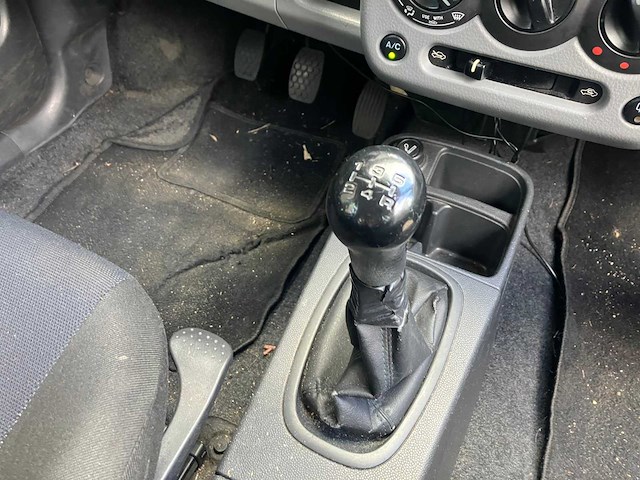 Suzuki ignis 1.5-16v exclusive, 96-tp-dl - afbeelding 2 van  12