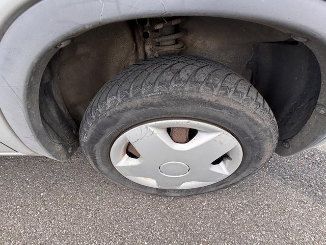 Suzuki ignis 1.5 turbo crdi 16v vgt gl, 2003 - afbeelding 15 van  32