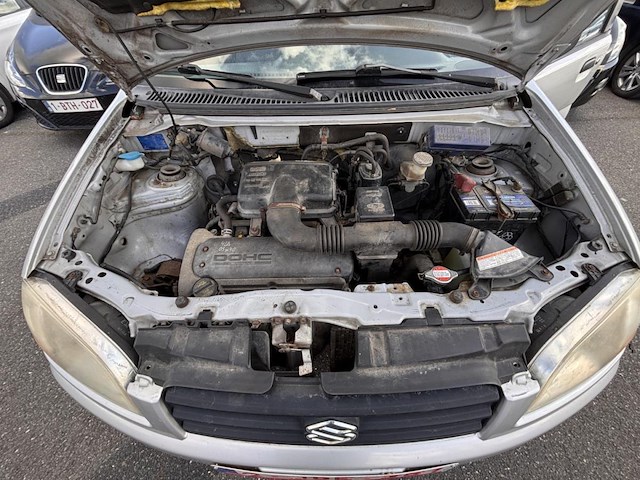 Suzuki ignis 1.5 turbo crdi 16v vgt gl, 2003 - afbeelding 17 van  32