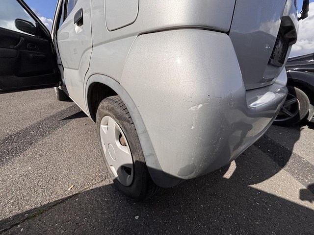 Suzuki ignis 1.5 turbo crdi 16v vgt gl, 2003 - afbeelding 25 van  32